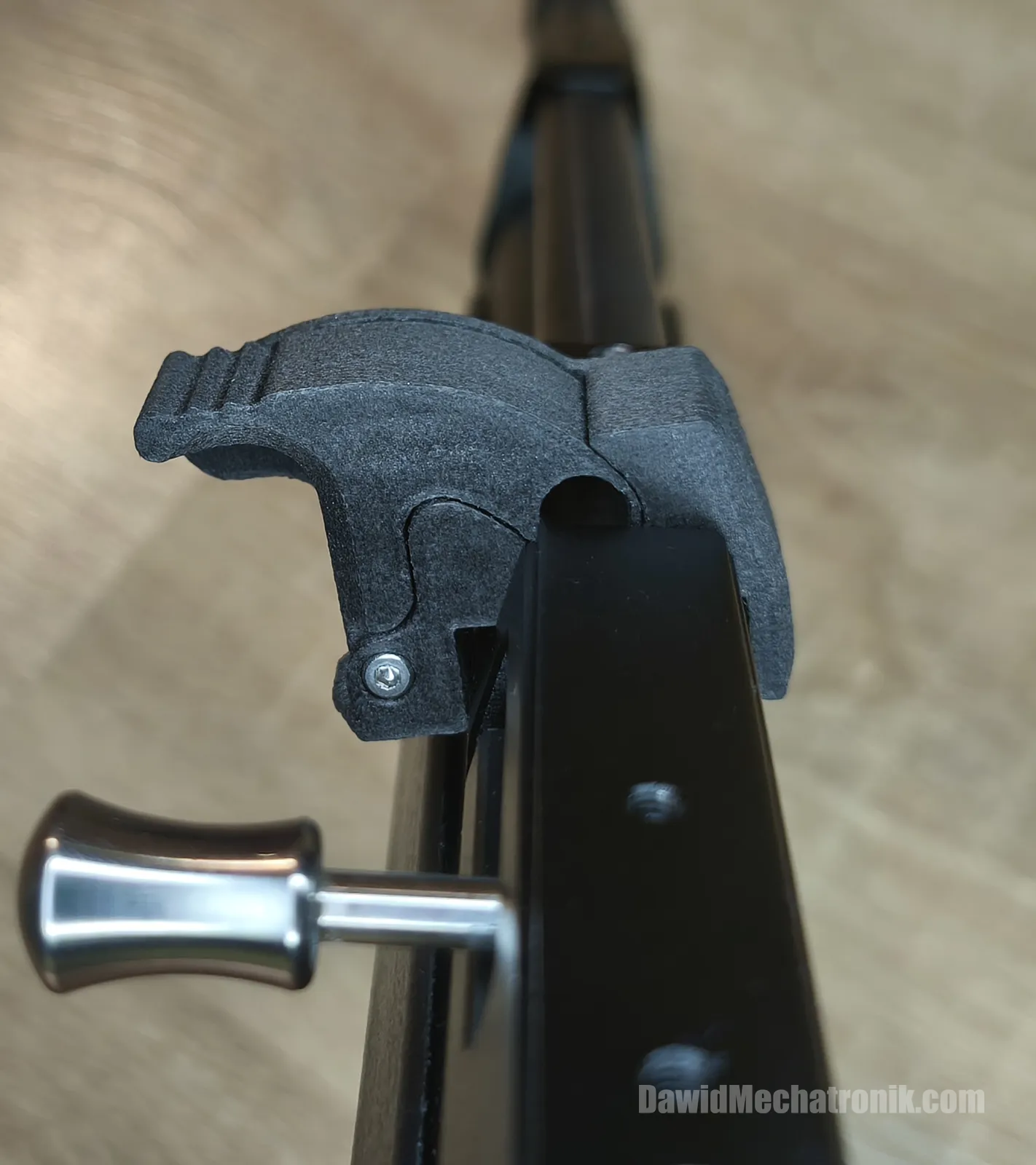 signelshotloader_angled